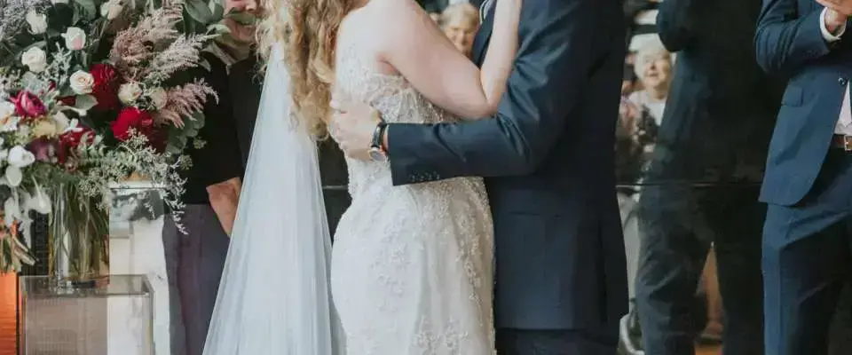 How to Write & Personalise Your Wedding Vows!