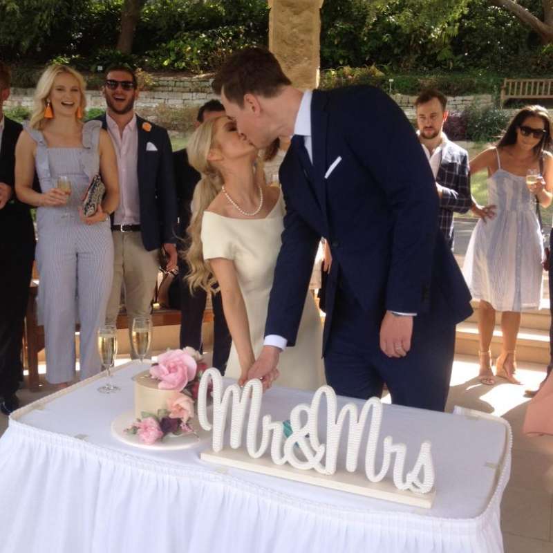 kathrynbenrosekissing.jpg