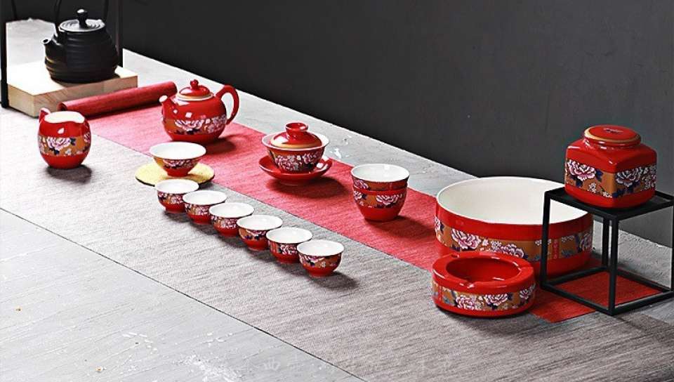 Japanese monks travelled to China and brought it back to Japan. Influenced by Japanese culture, the tea ceremony became more grave and formal.In the very first documented versions of such ceremony, the couple would serve tea to the groom